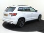Skoda Karoq 1.5 TSI ACT Sportline Business AUTOMAAT | Navigate | Parkeersensoren & 360 Camera | Panoramadak | Stoel & Stuurverwarming |