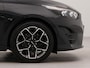 Kia Ceed Sportswagon 1.5 T-GDi GT-Line | Elektr. glazen schuif-/kanteldak | Apple Carplay | Navigatie | Stuur verwarmd | Achteruitrij camera | Parkeersensoren achter | Dodehoek detector | Voorstoelen verwarmd | Sportstoelen |
