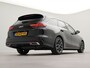 Kia Ceed Sportswagon 1.5 T-GDi GT-Line | Elektr. glazen schuif-/kanteldak | Apple Carplay | Navigatie | Stuur verwarmd | Achteruitrij camera | Parkeersensoren achter | Dodehoek detector | Voorstoelen verwarmd | Sportstoelen |