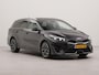 Kia Ceed Sportswagon 1.5 T-GDi GT-Line | Elektr. glazen schuif-/kanteldak | Apple Carplay | Navigatie | Stuur verwarmd | Achteruitrij camera | Parkeersensoren achter | Dodehoek detector | Voorstoelen verwarmd | Sportstoelen |