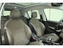 Peugeot 2008 1.6 VTi Féline 120 PK | Navigatie | Trekhaak | Climate control | Panoramadak | Alcantara bekleding | Lichtmetalen velgen | Hoge instap