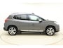 Peugeot 2008 1.6 VTi Féline 120 PK | Navigatie | Trekhaak | Climate control | Panoramadak | Alcantara bekleding | Lichtmetalen velgen | Hoge instap