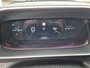 Peugeot 2008 GT 130 PK | Automaat | Navigatie | Camera Voor en Achter | Apple Carplay en Android Auto | Keyless Entry en Start | Dodehoek Bewaking | Draadloze Telefoonlader |