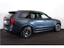 Volvo XC90 T8 Recharge AWD Ultra Dark - Luchtvering - Panorama/schuifdak - IntelliSafe Assist & Surround - 360º Camera - Bowers & Wilkins audio - Adaptieve LED koplampen - Verwarmde voorstoelen, stuur & achterbank - Parkeersensoren voor & achter - Elektr. bedienb. voorstoelen met geheugen - Head up display - Draadloze tel. lader - Extra getint glas - 21' LMV
