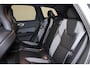 Volvo XC60 T8 Recharge AWD Plus Black Edition - IntelliSafe Assist & Surround - 360º Camera - Harman/Kardon audio - Verwarmde voorstoelen, stuur & achterbank - Parkeersensoren voor & achter - Elektr. bedienb. voorstoelen met geheugen - Draadloze tel. lader - Extra getint glas - 21' LMV