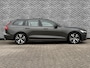 Volvo V60 2.0 T8 Twin Engine AWD R-Design | Plug-In Hybride (PHEV) | Achteruitrijcamera | Parkeersensoren | Stoelververwarming | Navigatie | Apple Carply | Android Auto | Verwarmde Voorruit | BLIS