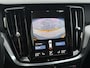 Volvo V60 2.0 T8 Twin Engine AWD R-Design | Plug-In Hybride (PHEV) | Achteruitrijcamera | Parkeersensoren | Stoelververwarming | Navigatie | Apple Carply | Android Auto | Verwarmde Voorruit | BLIS