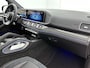 Mercedes-Benz GLE AMG 53 Hybrid 4MATIC+ Night Edition Premium Plus | Winterpakket | Sierelementen AMG carbon | 22 inch AMG velgen | Trekhaak | Treeplanken | Remklauwen in rood | Head-up display | Stoelventilatie voor | Rijassistentiepakket | Sluitbekrachtiging | 360°-camera |