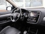 Mitsubishi Outlander 2.0 PHEV INSTYLE+ ADAPTIEVE CRUISE | TREKHAAK | SCHUIFDAK | CAMERA | LEDER | STOELVERW.