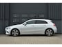 Mercedes-Benz A-klasse 180 Luxury Line | PANO | ACC | CAM | KEYLESS | SFEERVERLICHTING |