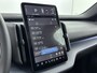 Volvo EX30 Cross Country Twin Motor Performance Ultra 69 kWh | Warmtepomp | Stoel + Stuur verwarming | Extra getint Glas | PDC V+A en 360 Camera | Harman en Kardon Audio |