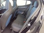 Volvo EX30 Cross Country Twin Motor Performance Ultra 69 kWh | Warmtepomp | Stoel + Stuur verwarming | Extra getint Glas | PDC V+A en 360 Camera | Harman en Kardon Audio |