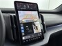 Volvo EX30 Cross Country Twin Motor Performance Ultra 69 kWh | Warmtepomp | Stoel + Stuur verwarming | Extra getint Glas | PDC V+A en 360 Camera | Harman en Kardon Audio |