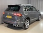 Volkswagen Tiguan 1.4 TSI eHybrid R-Line Business+ 19"/Panoramadak/Leder + memory/360 camera/Elektrische klep/Dodehoek/Stuur + stoelverwarming