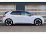 Volkswagen ID.3 204pk First Max 58 kWh Pro | Steunhaak | Panoramadak | ERGO-Voorstoelen |