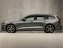 Volvo V60 2.0 T8 Twin Engine AWD R-Design 391Pk Automaat (PANORAMADAK, MEMORY SEATS, LEDER, STOELVERWARMING/KOELING, KEYLESS, SPORTSTOELEN, ZWART HEMEL, ADAPTIVE CRUISE, DRIVE MODE, NIEUWSTAAT)