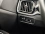 Volvo V60 2.0 T8 Twin Engine AWD R-Design 391Pk Automaat (PANORAMADAK, MEMORY SEATS, LEDER, STOELVERWARMING/KOELING, KEYLESS, SPORTSTOELEN, ZWART HEMEL, ADAPTIVE CRUISE, DRIVE MODE, NIEUWSTAAT)