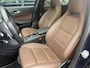 Mercedes-Benz GLA 180 Ambition AMG pakket / pano dak / 19'' velgen /