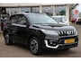 Suzuki Vitara 1.4 Boosterjet Style Hybrid | Schuif-/kanteldak | Adapt. cruise | Clima | PDC |