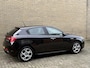 Alfa Romeo Giulietta 1.4 Turbo 170pk MultiAir Super | Automaat | Lederen bekleding | Navigatie | PDC voor+achter | Climate control | Cruise control | Afneembare trekhaak | Volledig onderhouden!