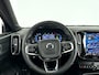 Volvo XC40 Recharge Twin Plus | Parkeercamera | Stoel- en Stuurverwarming | Getint glas | Trekhaak