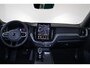 Volvo XC60 T8 Recharge AWD Plus Black Edition - IntelliSafe Assist & Surround - 360º Camera - Harman/Kardon audio - Adaptieve LED koplampen - Verwarmde voorstoelen, stuur & achterbank - Parkeersensoren voor & achter - Elektr. bedienb. voorstoelen met geheugen - Draadloze tel. lader - Extra getint glas - 21' LMV