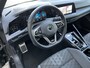Volkswagen Golf 1.5 eTSI 150PK R-Line Business+ / Panoramadak / R-Line Interieur + Exterieur / LED Matrix / Achteruitrijcamera / Stuur + Stoelverwarming **