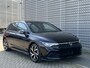 Volkswagen Golf 1.5 eTSI 150PK R-Line Business+ / Panoramadak / R-Line Interieur + Exterieur / LED Matrix / Achteruitrijcamera / Stuur + Stoelverwarming **