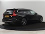 Volvo V60 2.0 T8 Plug-in AWD Ultimate Bright | Panoramadak | Trekhaak | Leder | Stoelventilatie | 360 Camera | Harman/Kardon | Head-Up | Keyless | Carplay | Achterbankverwarming | Adaptive cruise | PHEV