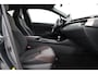 Toyota C-HR 1.8 Hybrid Executive | Outdoor Pack | Treeplanken | Navigatie | Dodehoek detectie | Stoel-/stuurverwarming | Parkeersensoren voor/achter | Keyless | Adaptive Cruise