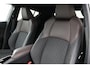 Toyota C-HR 1.8 Hybrid Executive | Outdoor Pack | Treeplanken | Navigatie | Dodehoek detectie | Stoel-/stuurverwarming | Parkeersensoren voor/achter | Keyless | Adaptive Cruise