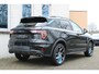 Lynk & Co 01 1.5 | Automaat | Panoramadak | Parkeercamera | Parkeersensoren voor + achter | Adaptive cruise control | Apple carplay & Android auto | Blind spot | Elektrische achterklep | Elek. bed. voorstoel met geheugen |