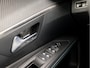 Peugeot 3008 1.6 HYbrid 225 Allure Sport 225Pk Automaat (APPLE CARPLAY, GROOT NAVI, 360 CAMERA, LEDER, STOELVERWARMING, SPORTSTOELEN, GETINT GLAS, KEYLESS, NIEUWSTAAT)
