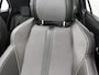 Peugeot e-2008 EV GT 50 kWh 136pk Automaat | Schuif-/Kanteldak | Pack Vision | Navigatie | Climate Control | 18"LMV | LED | Apple Carplay/Android Auto |
