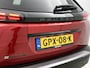 Peugeot e-2008 EV GT 50 kWh 136pk Automaat | Schuif-/Kanteldak | Pack Vision | Navigatie | Climate Control | 18"LMV | LED | Apple Carplay/Android Auto |
