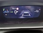 Peugeot e-2008 EV GT 50 kWh 136pk Automaat | Schuif-/Kanteldak | Pack Vision | Navigatie | Climate Control | 18"LMV | LED | Apple Carplay/Android Auto |