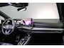 Volkswagen Golf GTE 1.5 TSI eHybrid 272pk DSG Automaat Panoramadak, 360 camera, Adaptive cruise control, LED matrix koplampen, Stuurwiel verwarmd, Achteruitrijcamera