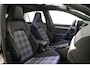 Volkswagen Golf GTE 1.5 TSI eHybrid 272pk DSG Automaat Panoramadak, 360 camera, Adaptive cruise control, LED matrix koplampen, Stuurwiel verwarmd, Achteruitrijcamera