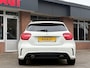 Mercedes-Benz A-klasse 200 AMG SPORT - Schuifkanteldak - Xenon - Dealeronderhouden!