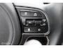 Kia Niro EV e-Niro ExecutiveLine 64 kWh, SOH 100 %, Leer, Trekhaak, Stoel-stuurverwarming, Cruise, Clima, Navi, App connect, Donker glas, Pdc voor + achter + Camera,