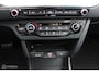 Kia Niro EV e-Niro ExecutiveLine 64 kWh, SOH 100 %, Leer, Trekhaak, Stoel-stuurverwarming, Cruise, Clima, Navi, App connect, Donker glas, Pdc voor + achter + Camera,