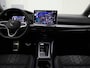 Volkswagen Golf 1.5eTSI/150PK R-Line Black Style DSG · Navigatie · Camera + Parkeersensoren · Apple/Android Car Play · Garantie t/m 18-11-2026  · EXTRA INRUILKORTING ·