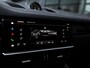 Porsche Cayenne 3.0 E-Hybrid Platinum Edition | SPORTDESIGN | SPORTCHRONO | SPORTUITLAATSYSTEEM | PANORAMA/SCHUIF-KANTELDAK | PASM LUCHTVERING | 21 INCH | 18-WEG STOELEN | ACHTERUITRIJCAMERA | ADAPTIVE CRUISE CONTROL | CARRARAWIT |