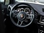 Porsche Cayenne 3.0 E-Hybrid Platinum Edition | SPORTDESIGN | SPORTCHRONO | SPORTUITLAATSYSTEEM | PANORAMA/SCHUIF-KANTELDAK | PASM LUCHTVERING | 21 INCH | 18-WEG STOELEN | ACHTERUITRIJCAMERA | ADAPTIVE CRUISE CONTROL | CARRARAWIT |