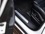 Porsche Cayenne 3.0 E-Hybrid Platinum Edition | SPORTDESIGN | SPORTCHRONO | SPORTUITLAATSYSTEEM | PANORAMA/SCHUIF-KANTELDAK | PASM LUCHTVERING | 21 INCH | 18-WEG STOELEN | ACHTERUITRIJCAMERA | ADAPTIVE CRUISE CONTROL | CARRARAWIT |
