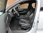 Volvo XC40 1.5 T3 AUT R-Design 12 MND garantie Camera / Apple carplay & And