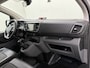 Opel Vivaro XXl Business | Imperiaal | Trekhaak | Navigatie | Camera | Gate Locks | Airco | 3-Zits | Betimmering | Cruise