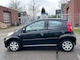 Peugeot 107 1.0-12V XS 5DR*Airco*NAP*Dealer onderhouden*Elektrische ramen*