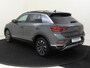 Volkswagen T-Roc 1.5 TSI Style | Panoramadak | Trekhaak | Keyless | Digital cockpit Pro | Achteruitrijcamera | Parkeerassistent | Adaptieve cruise control | Stoelverwarming |