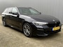 BMW 5-Serie Touring 530e M-SPORT EXEC. / HUD / TREKHAAK / BTW / CARBONSCHWARZ